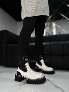 Кьосе White