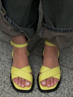Марінес Yellow