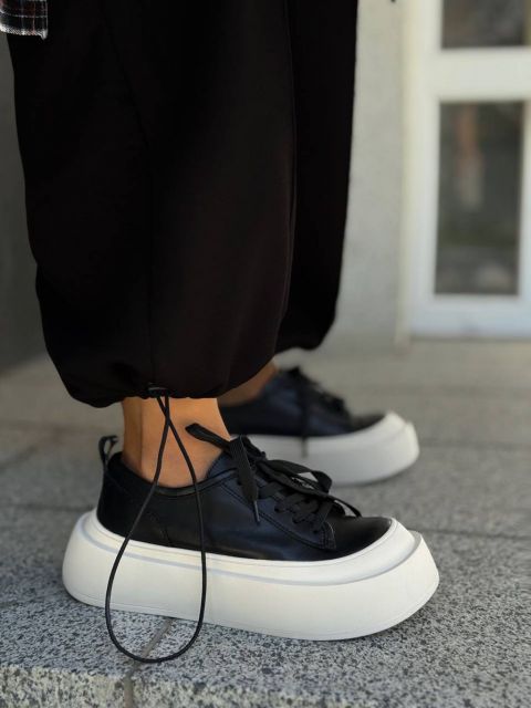Жіночі масивні  Кеди Тіні Black