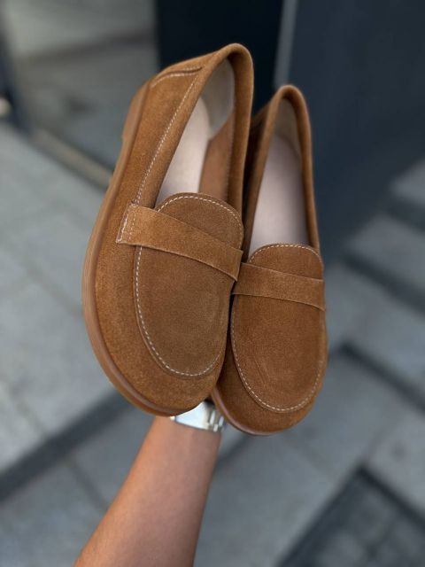 Жіночі замшеві лофери на низькій підошві Етно Brown
